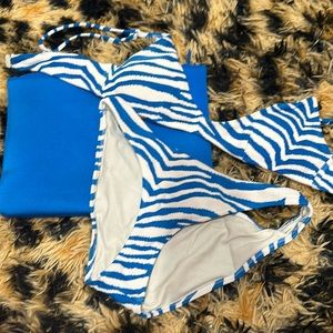 Triangl blue zebra bikini size small